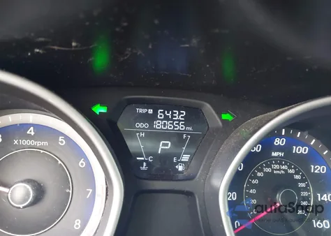 2013 Hyundai Elantra Gs z USA, uszkodzony, nr VIN KMHDH6AEXDU020418